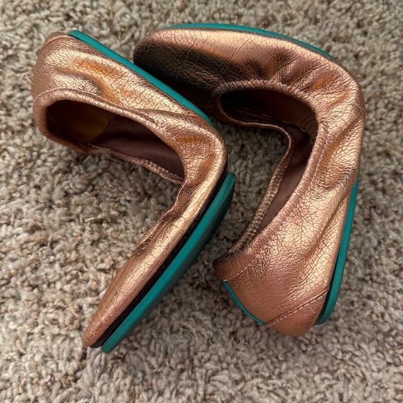 Tieks Women's Rose Gold Glam Metallic Copper Ballet Flats - Picture 10 of 15